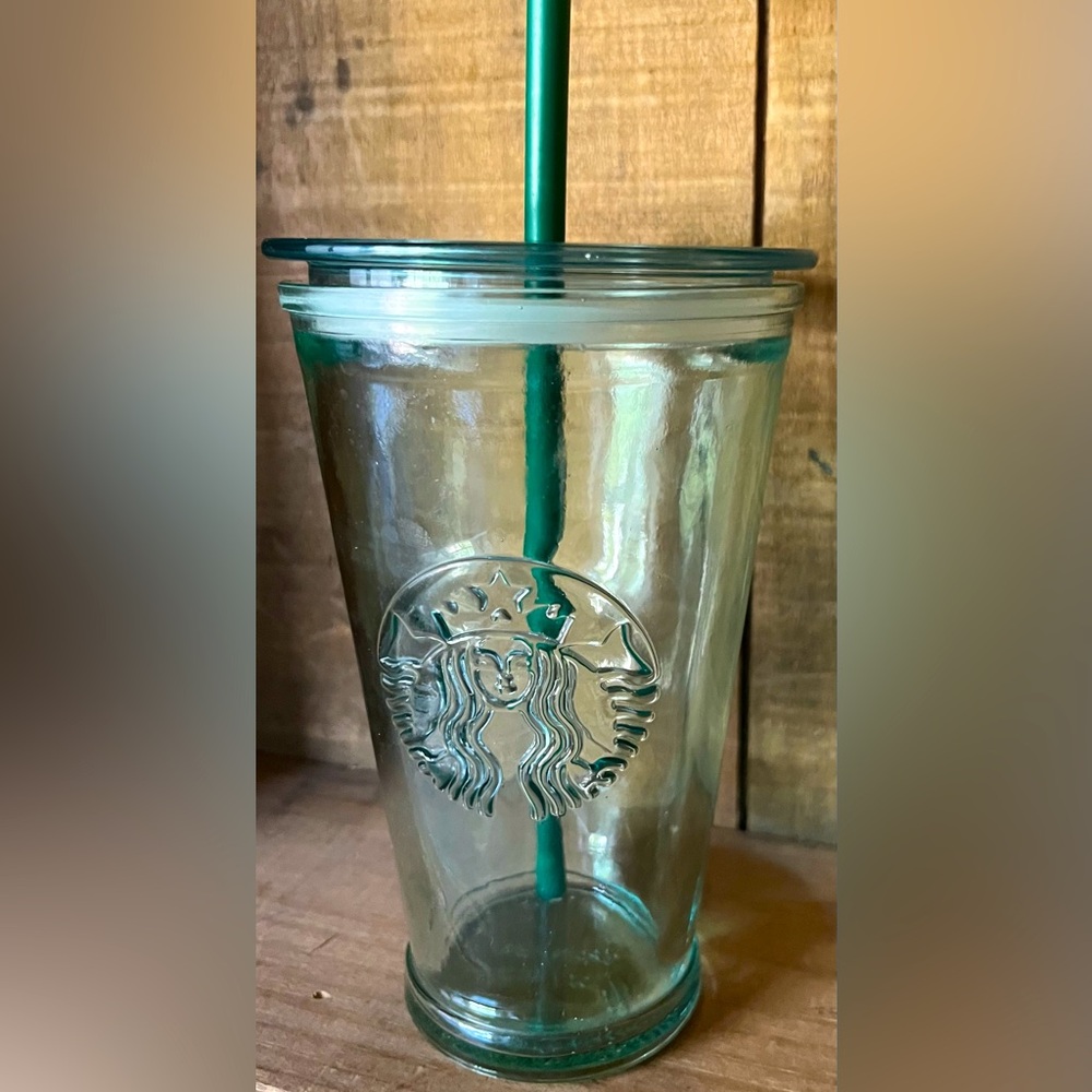 Starbucks Siren Mermaid 16oz glass tumbler with Lid and Straw made in Spain